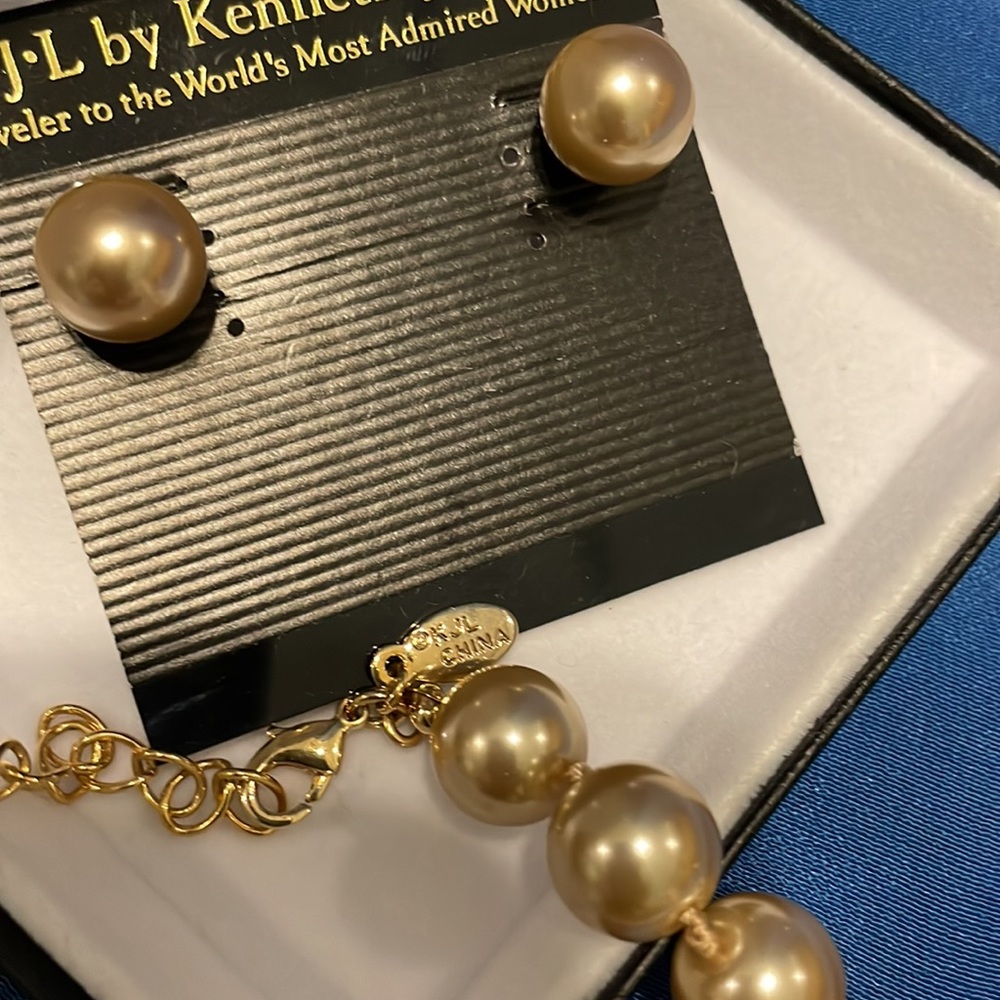 Kenneth Jay Lane Designer Faux Pearl Champagne Co… - image 8